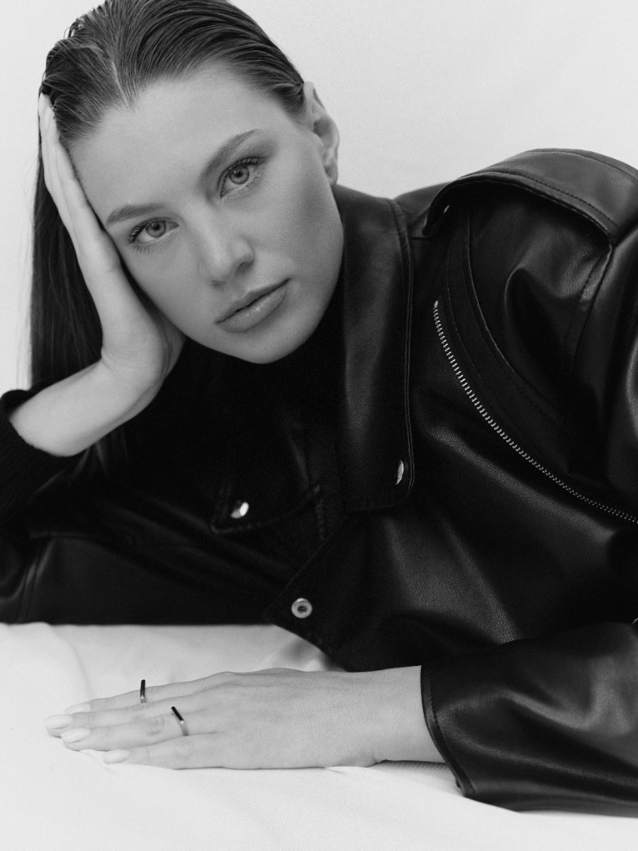 ANASTASIIA SHRAMENKO — df774c3d-0e87-4507-b83f-c098b7cd8e3d.jpg