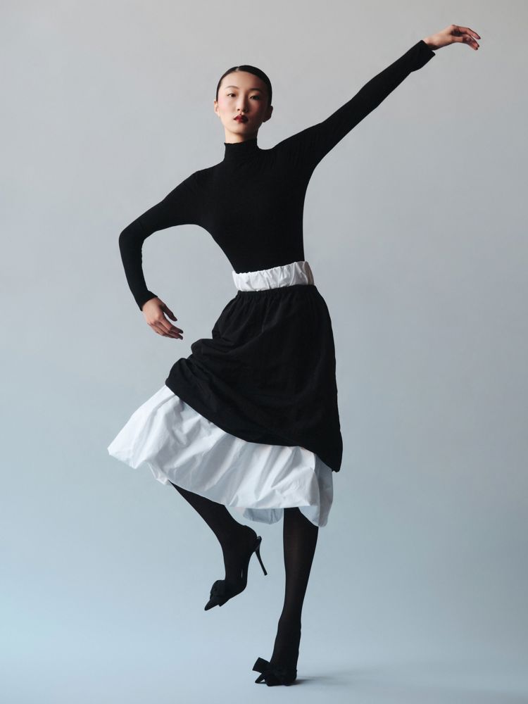 YIAN XIONG — 17-yian-xiong-main-book-sutherland-models